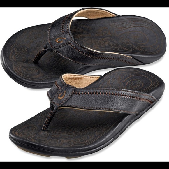 mens black leather flip flops